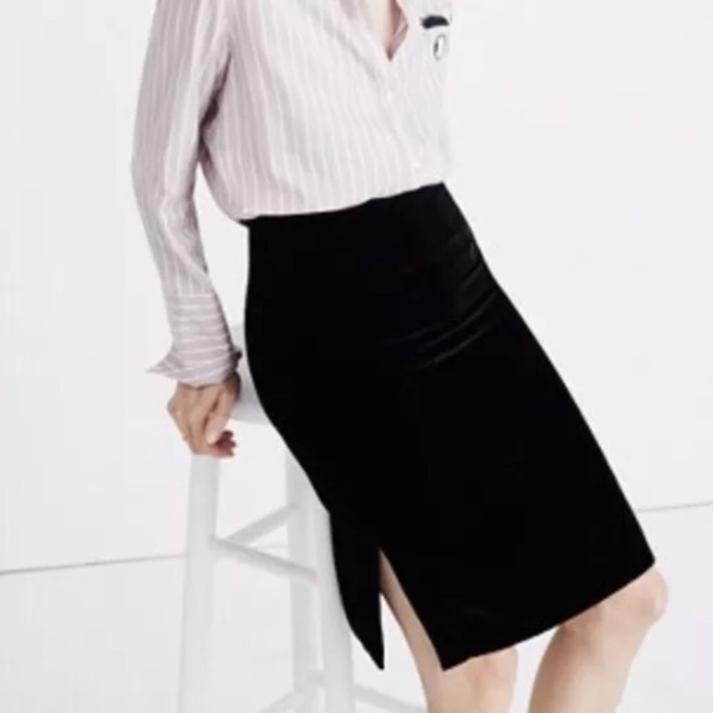 Madewell velvet pencil skirt